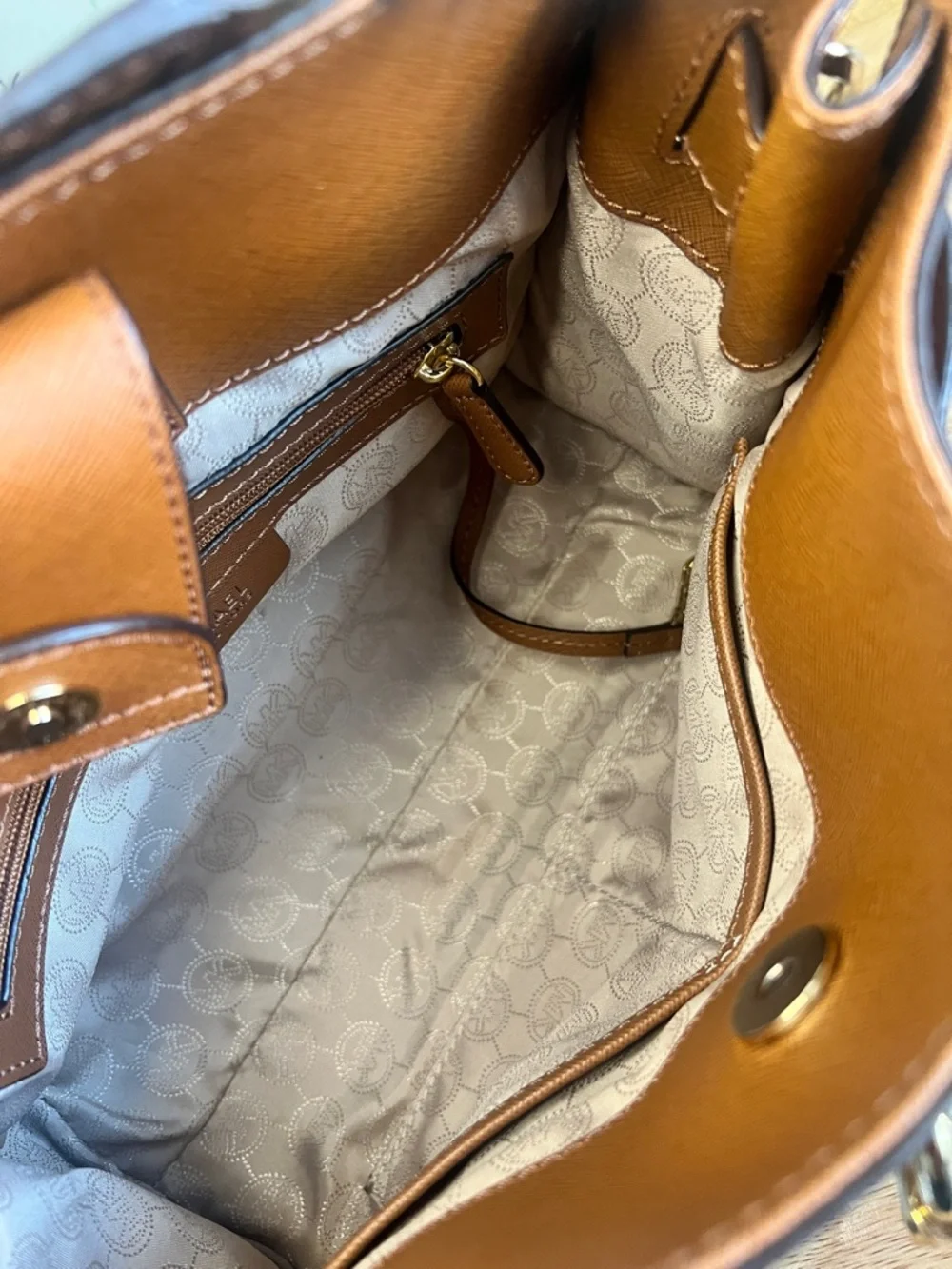 Michael Kors Hamilton Satchel in Luggage Brown with Gold Hardware - Picture 6 of 10